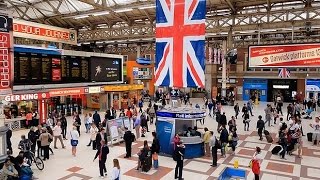 A Walk Through The London Victoria Station London England [upl. by Aicercul]